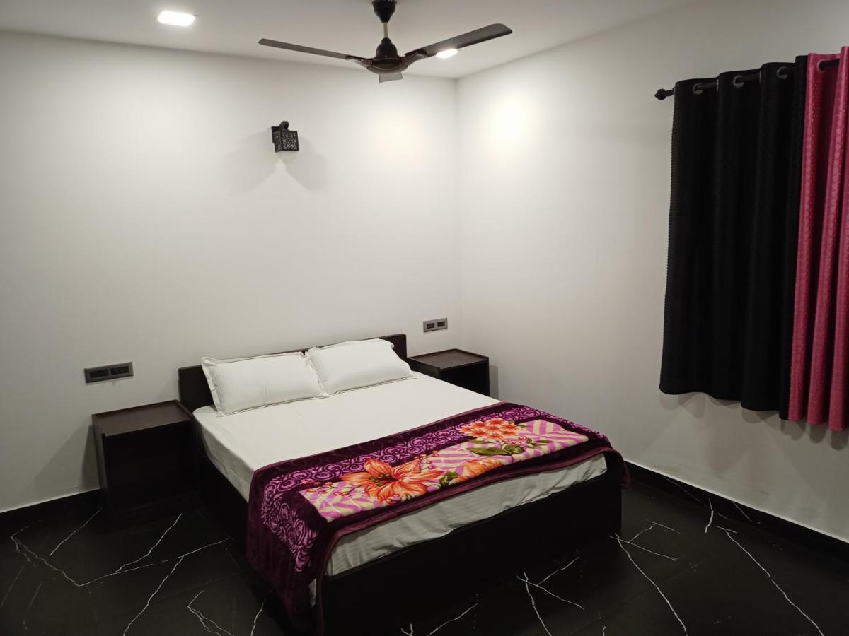 La Casa De Alexa Homestay Idukki Exterior photo